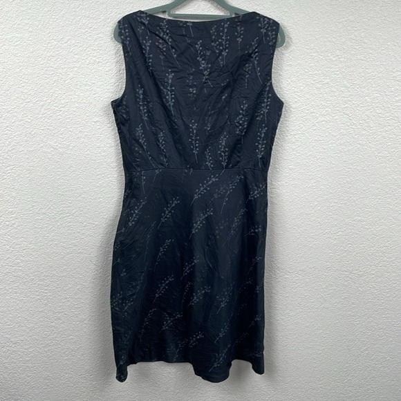 Moschino Cheap and Chic Floral Garden Sleeveless Mini Dress Black Boatneck Sz 12 - Picture 4 of 12